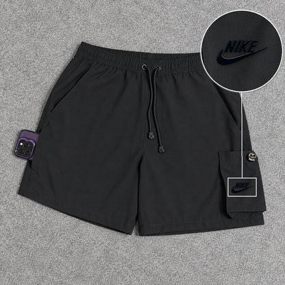 Short Cargo Elastano Tech Black com patch Nike Escrita Sp Preto
