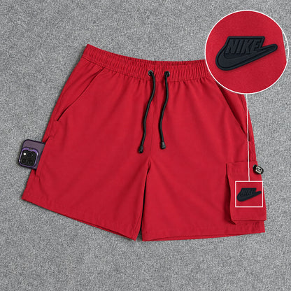 Short Cargo Elastano Tech Red com patch Nike Preto