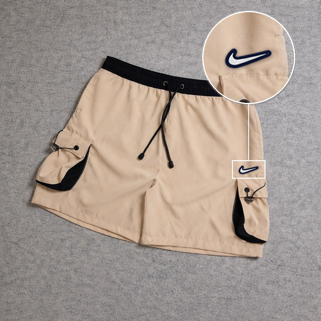 SHORT CARGO FOLLER COM REGULADOR BEGE com patch Nike Resinado B P