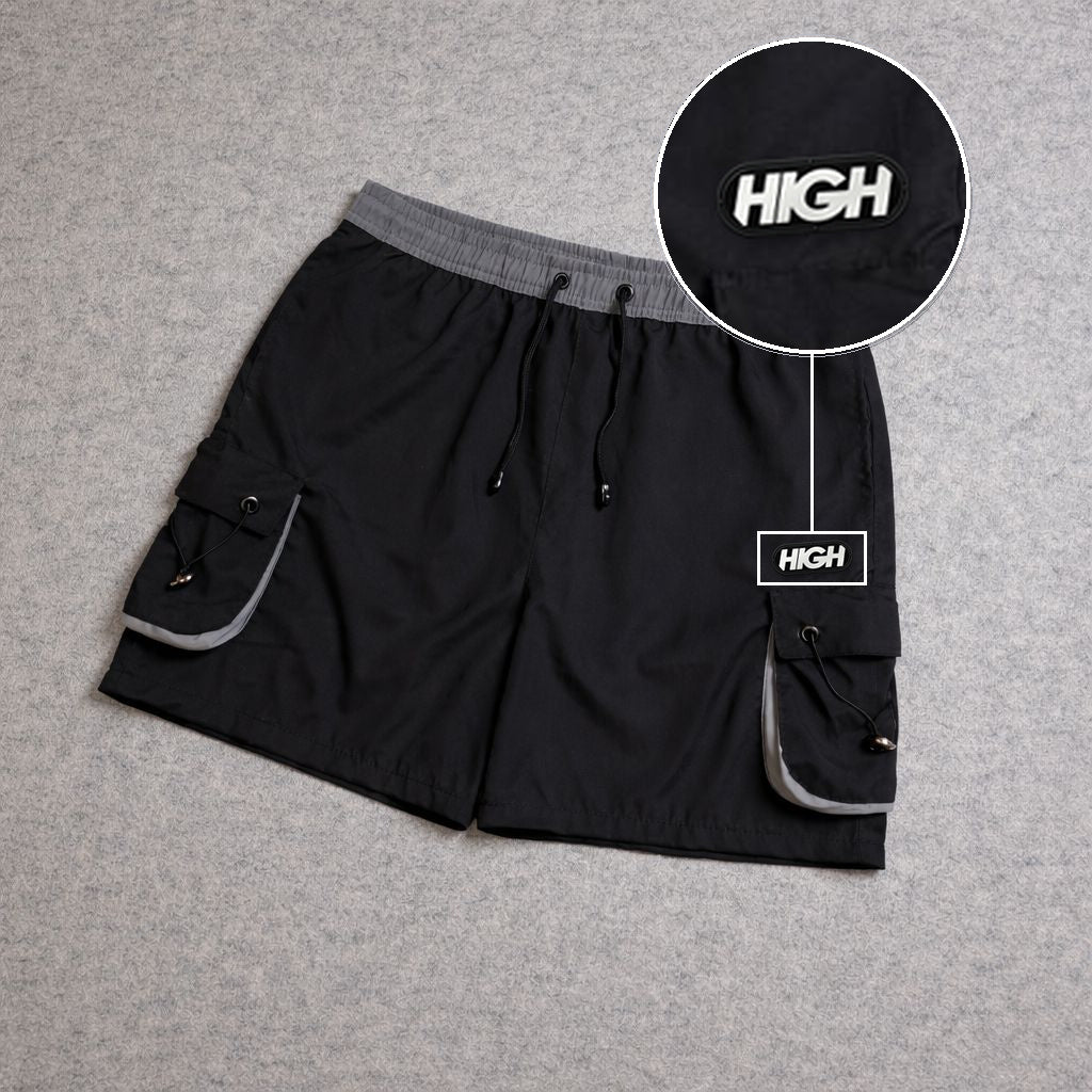 SHORT CARGO FOLLER COM REGULADOR PRETO com patch High Resina Oval Preta