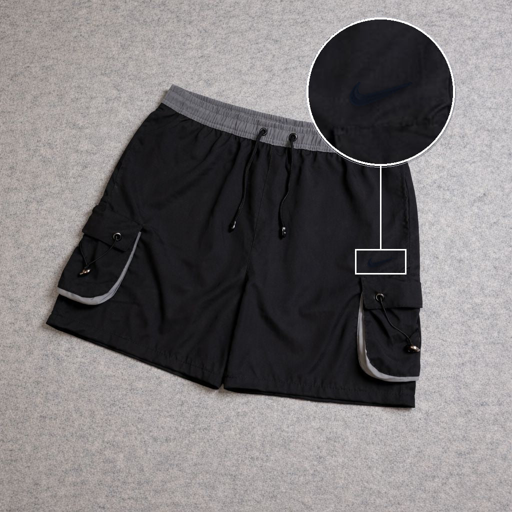 SHORT CARGO FOLLER COM REGULADOR PRETO com patch Nike Facao Sp Preto