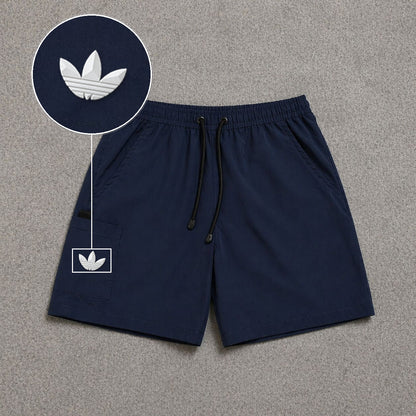 Short Cargo Street com Bolso Funcional Azul Escuro com patch Adidas Branco