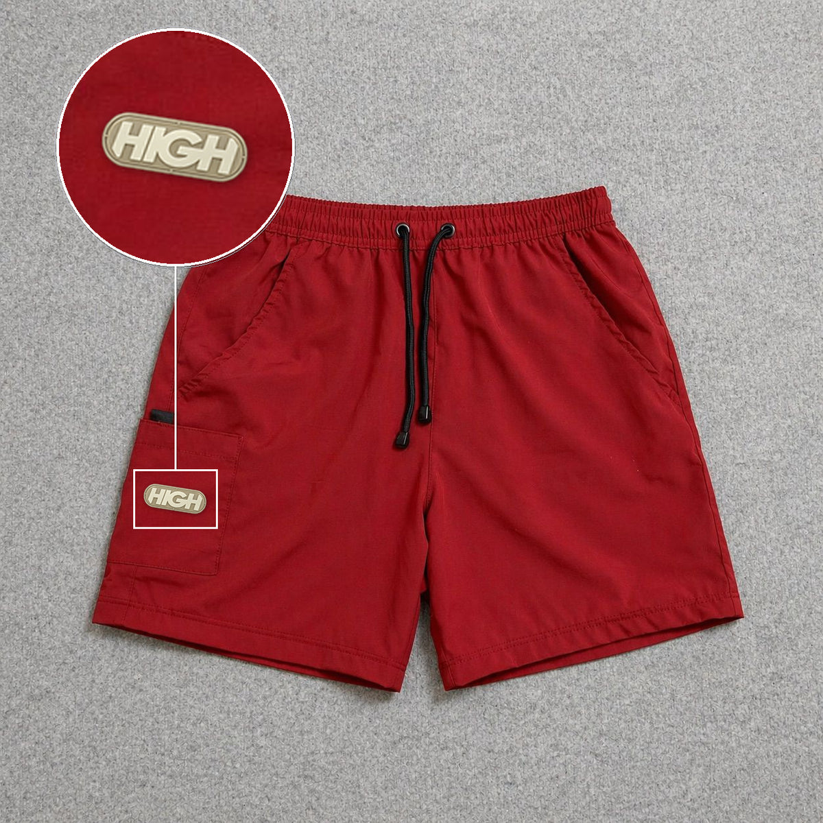 Short Cargo Street com Bolso Funcional Vermelho com patch High Resina Oval Bege