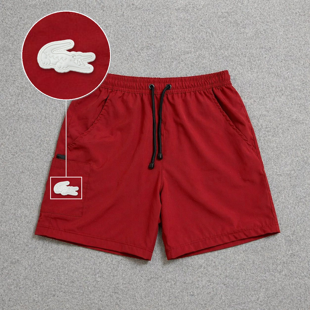 Short Cargo Street com Bolso Funcional Vermelho com patch Lacoste Sp Branco