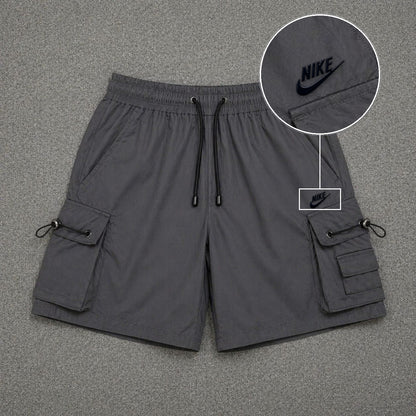 Short Cargo Streetwear Dual Pocket Cinza Chumbo com patch Nike Escrita Sp Preto