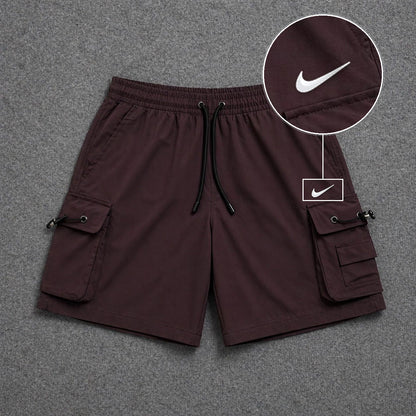 Short Cargo Streetwear Dual Pocket Marrom com patch Nike Swoosh Branco