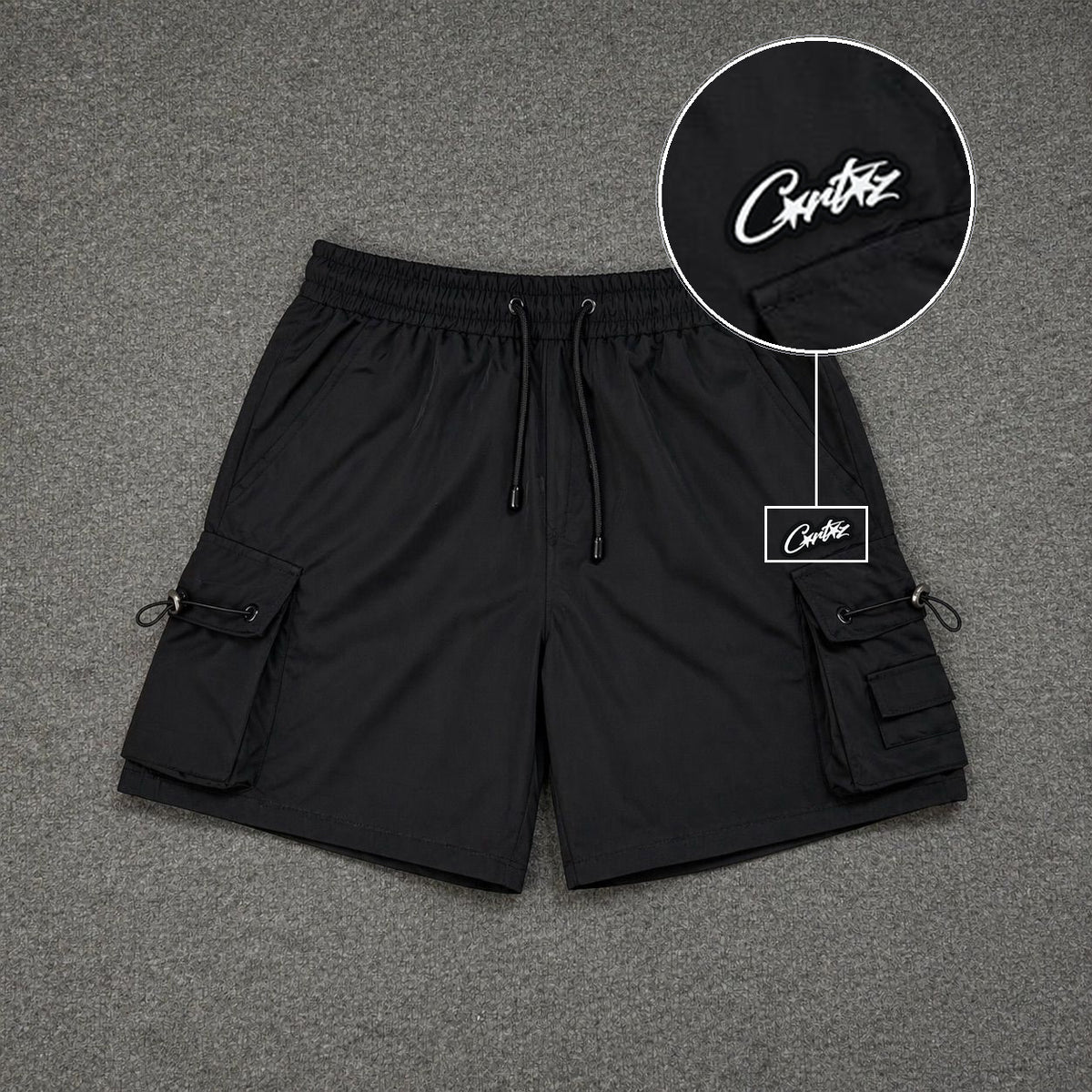Short Cargo Streetwear Dual Pocket Preto com patch Cortez Escrito