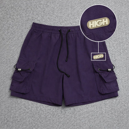Short Cargo Streetwear Dual Pocket Roxo com patch High Resina Oval Bege