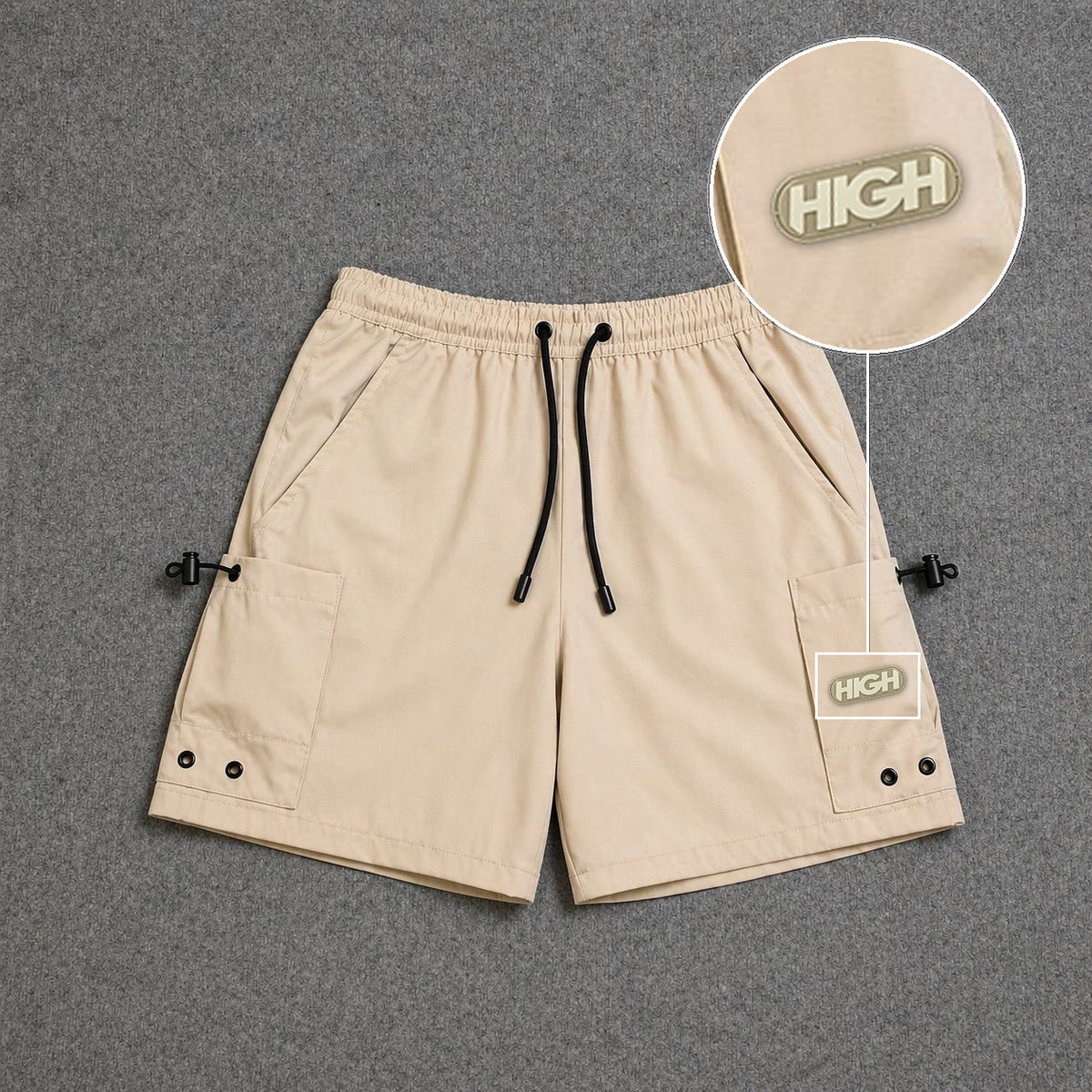 Short Cargo Streetwear Urban com Bolsos Laterais Bege com patch High Resina Oval Bege