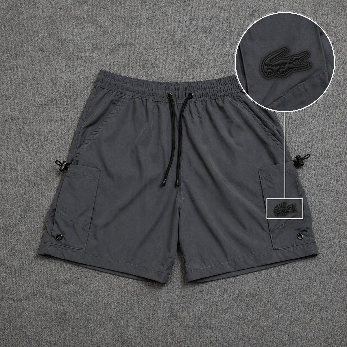 Short Cargo Streetwear Urban com Bolsos Laterais Cinza com patch Lacoste Sp Preto
