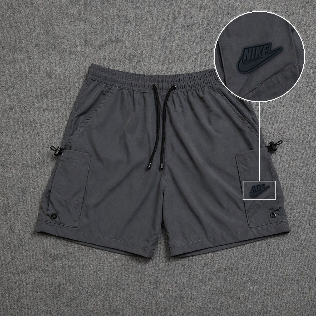 Short Cargo Streetwear Urban com Bolsos Laterais Cinza com patch Nike Preto