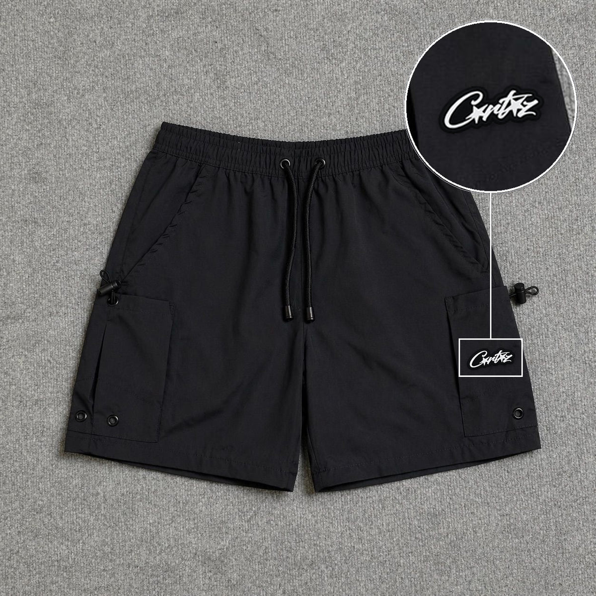 Short Cargo Streetwear Urban com Bolsos Laterais Preto com patch Cortez Escrito
