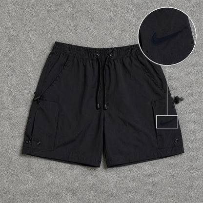 Short Cargo Streetwear Urban com Bolsos Laterais Preto com patch Nike Facao Sp Preto