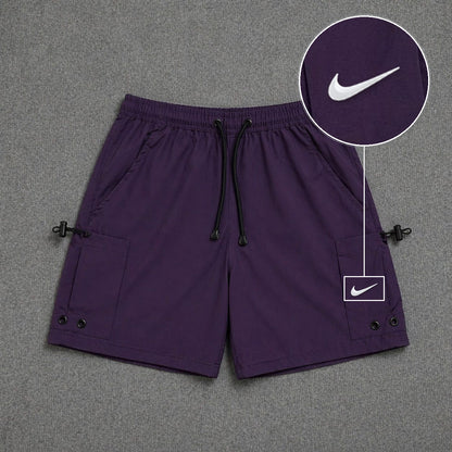 Short Cargo Streetwear Urban com Bolsos Laterais Roxo com patch Nike Swoosh Branco