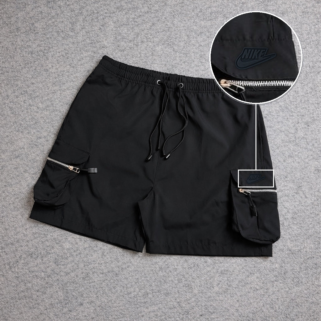 Short Premium Cargo Boll Black com patch Nike Preto