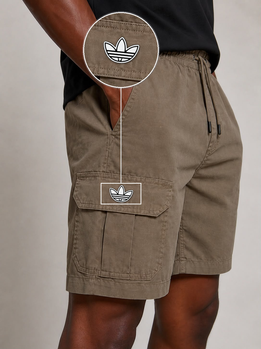 SHORT SARJA CARGO CAQUI com patch Adidas P B