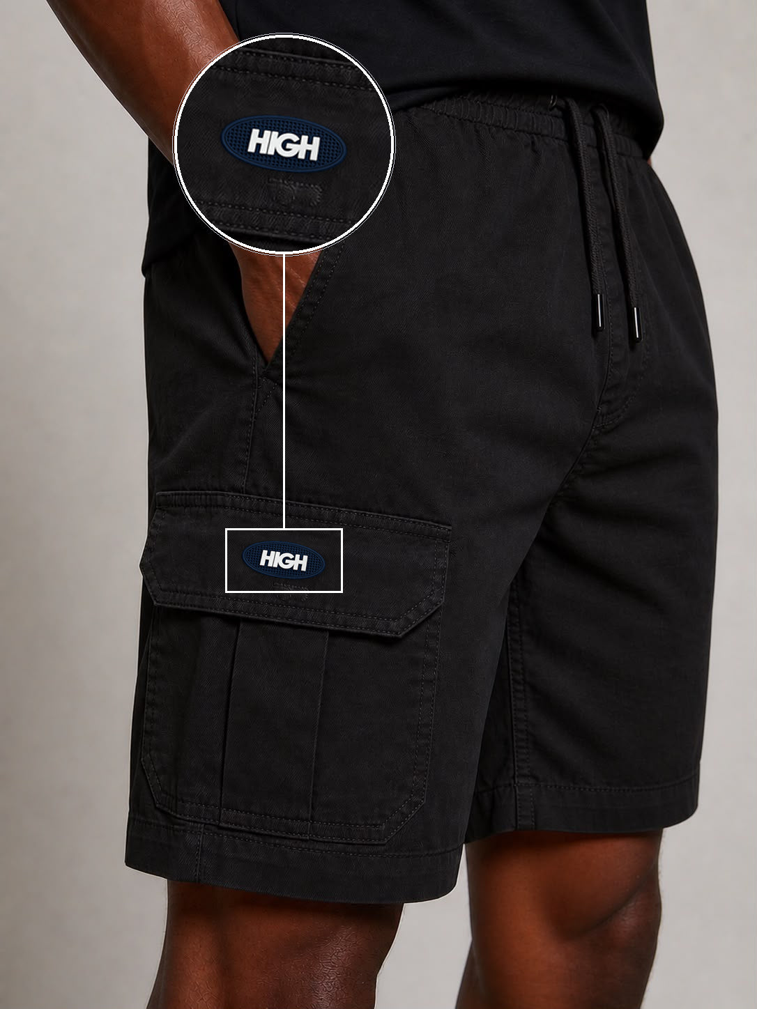SHORT SARJA CARGO PRETA com patch High Oval