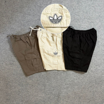 SHORT SARJA CARGO com patch Adidas P B