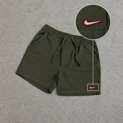 SHORT SARJA MAURICINHO VERDE MILITAR com patch Nike Resinado Marrom